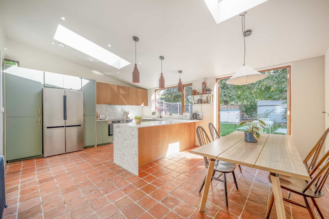 Double Rear Extension 3 bedroom House for sale in Fulready Road | Estates East