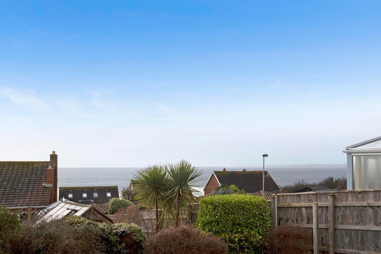 3 bedroom Bungalow for sale in Foxholes Hill EX8 2DQ Pennys Estate Agents