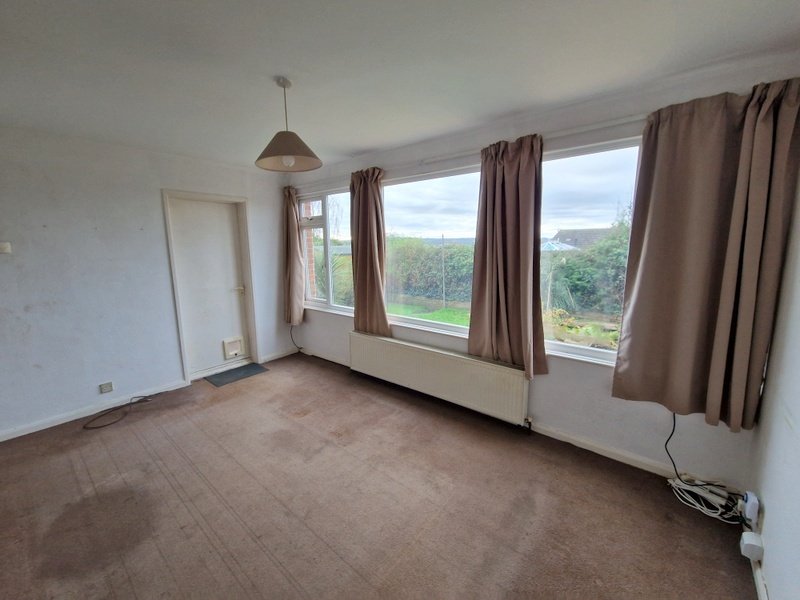 4 bedroom SemiDetached for sale in Langstone Drive EX8 4JB Pennys