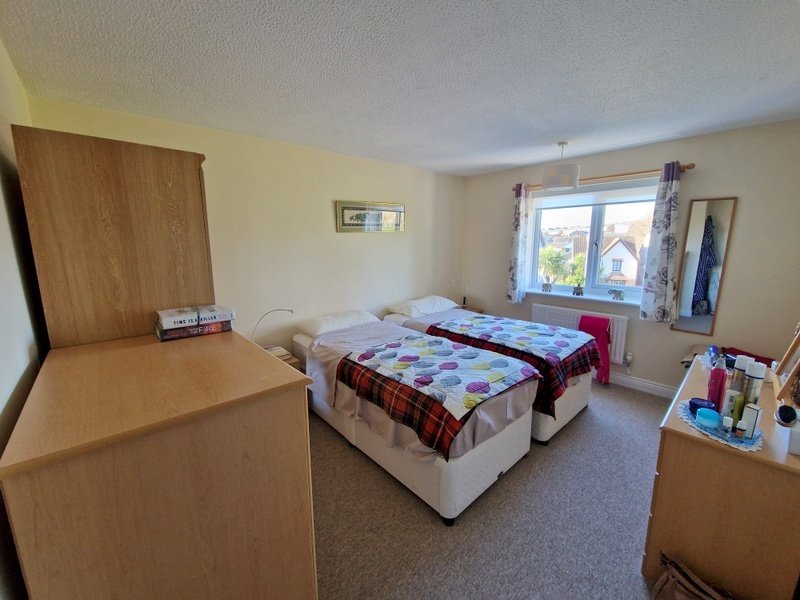 4 bedroom Detached for sale in Cheriswood Avenue EX8 4HG Pennys