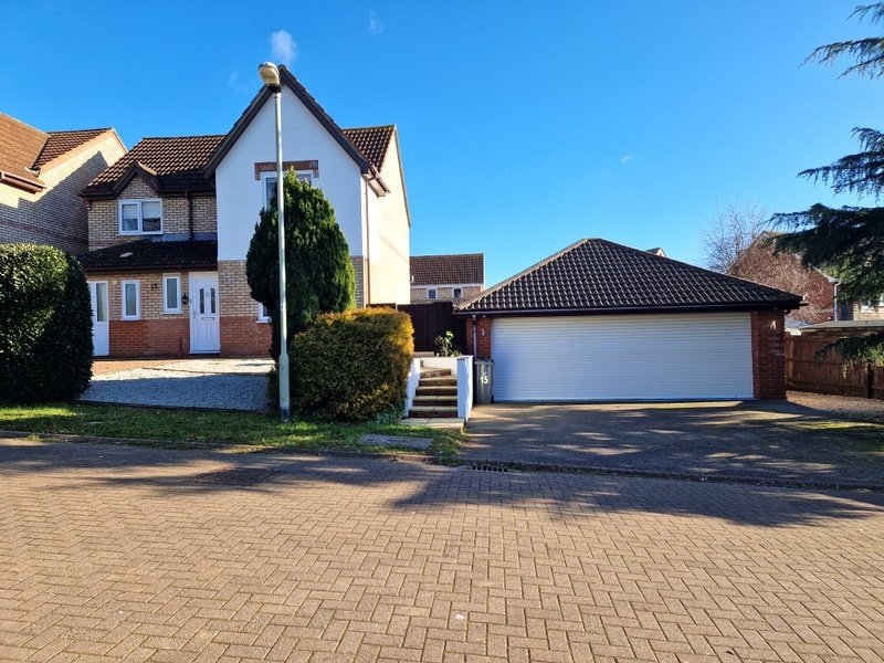 4 bedroom Detached for sale in Cheriswood Avenue EX8 4HG Pennys