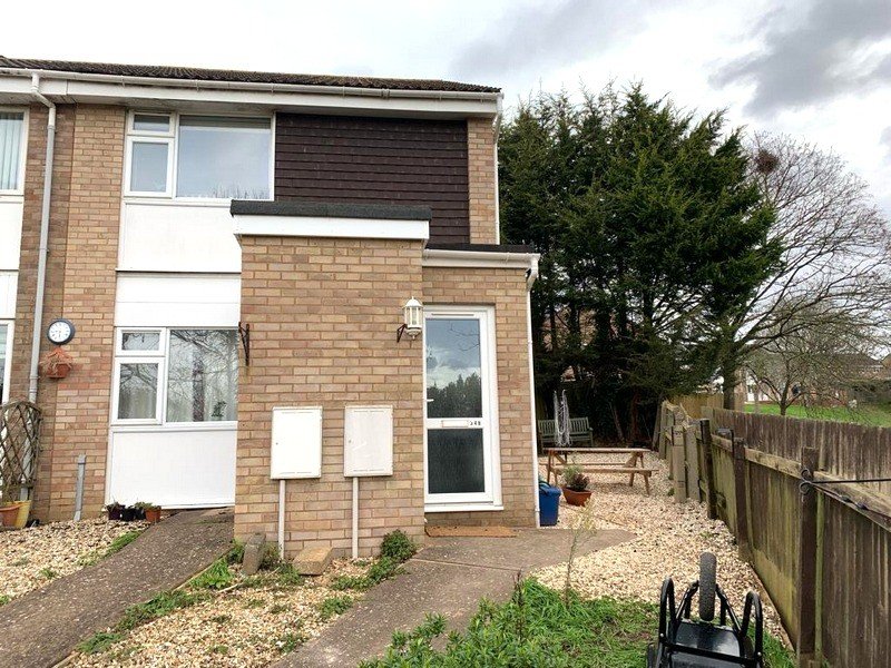 1 bedroom Flat for sale in Priddis Close EX8 5PG Pennys Estate Agents
