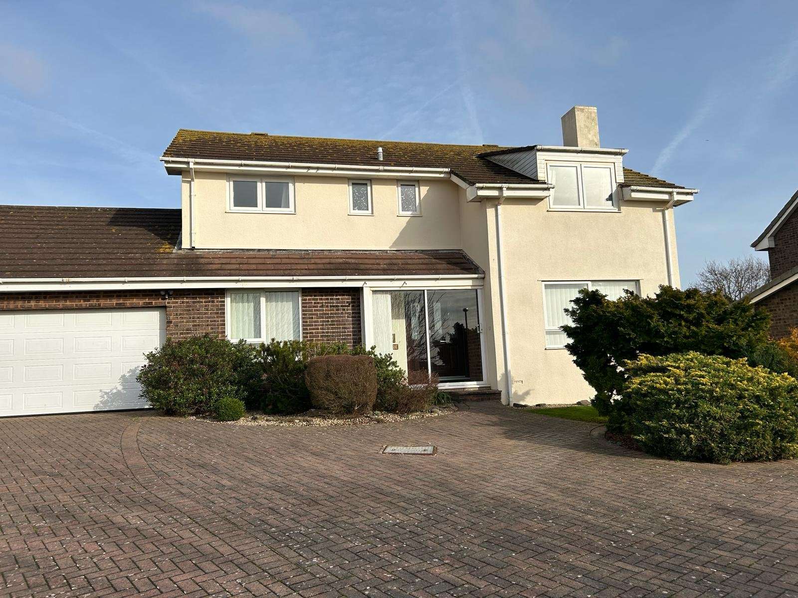 4 bedroom Detached for sale in 90 Foxholes Hill EX8 2DH Pennys Estate