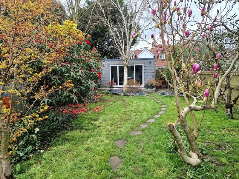 4 bedroom Detached for sale in Barnfield Avenue EX8 2QE Pennys Estate