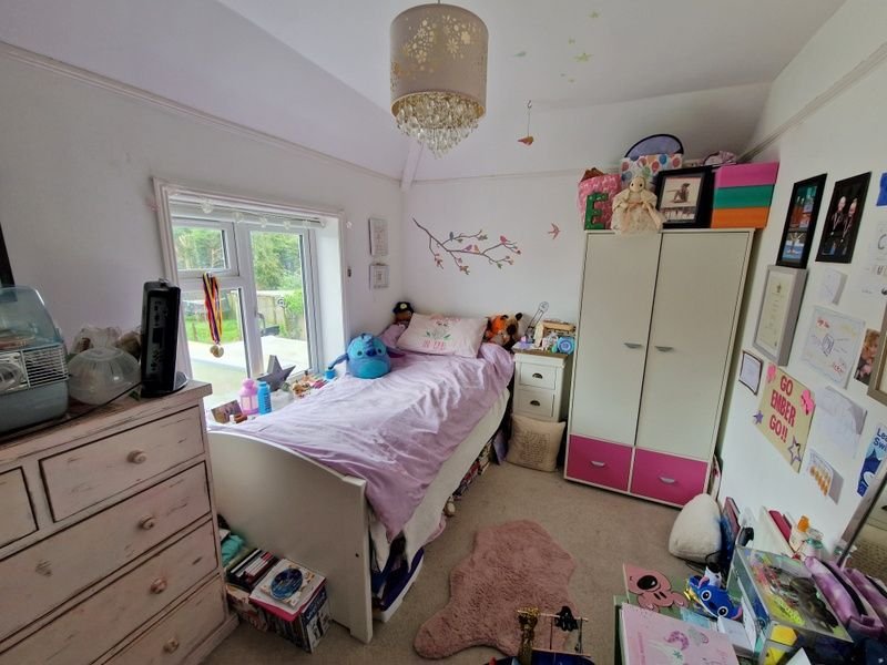 4 bedroom Detached for sale in Barnfield Avenue EX8 2QE Pennys Estate