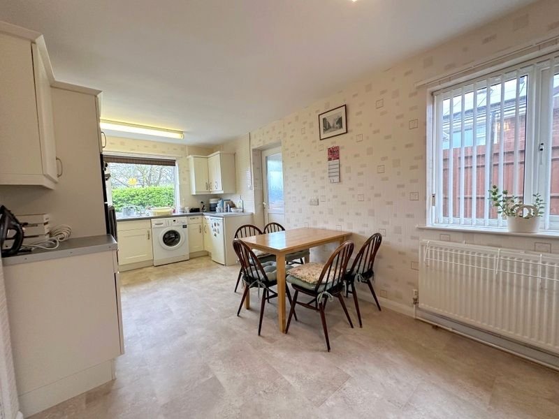 3 bedroom Bungalow for sale in Brixington Lane EX8 4JQ Pennys Estate