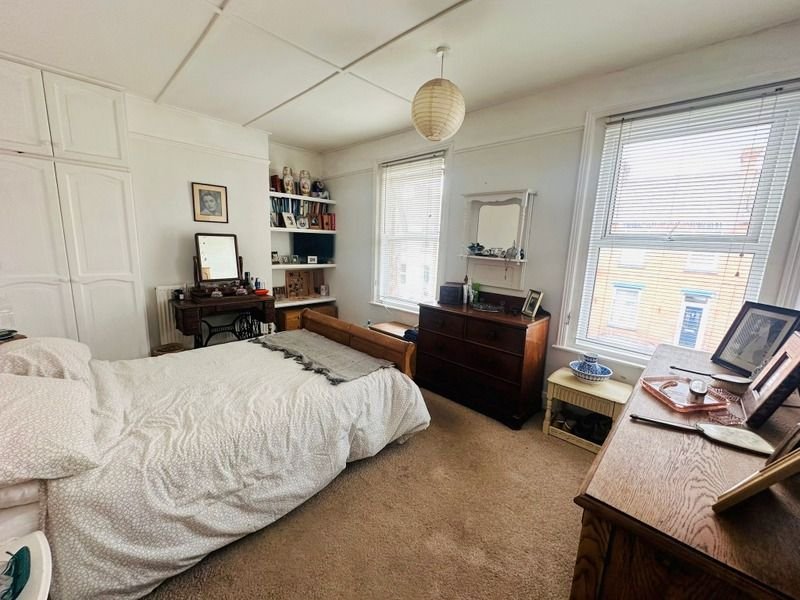 2 bedroom Terraced for sale in Egremont Road EX8 1SA Pennys Estate Agents