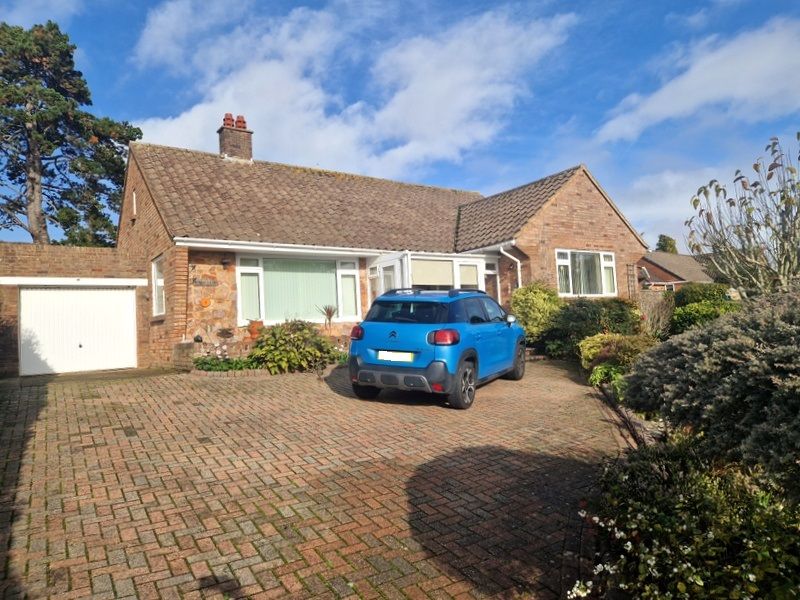 3 bedroom Bungalow for sale in Maer Vale EX8 2DX