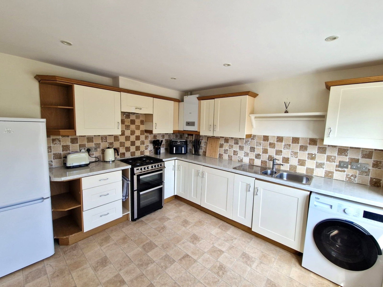 Flat for sale in York Close