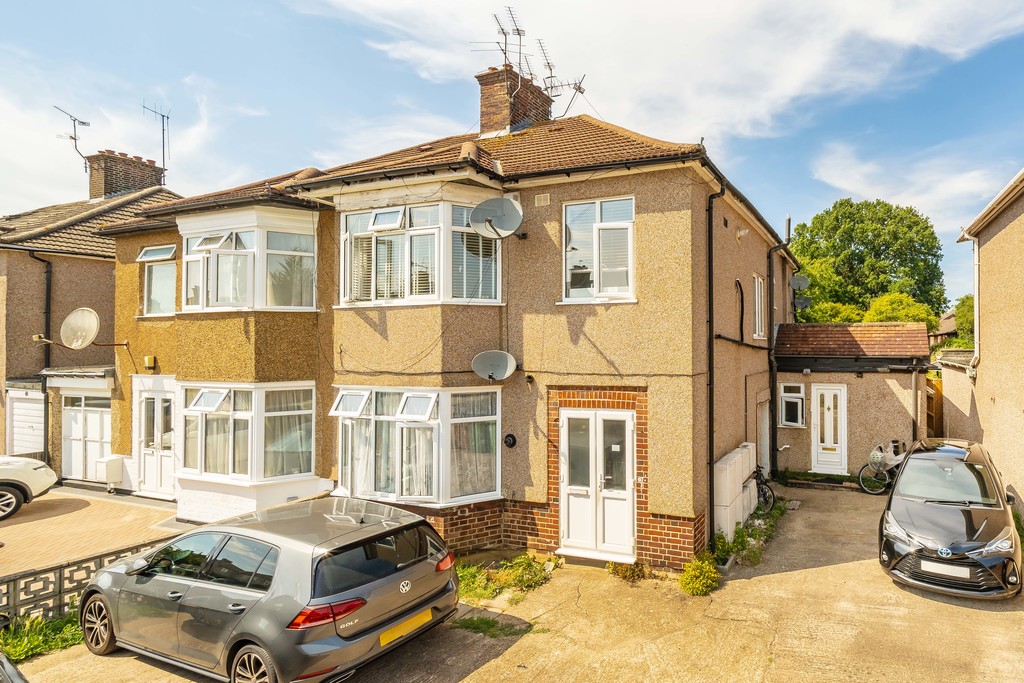 Pinner Park Avenue, Harrow