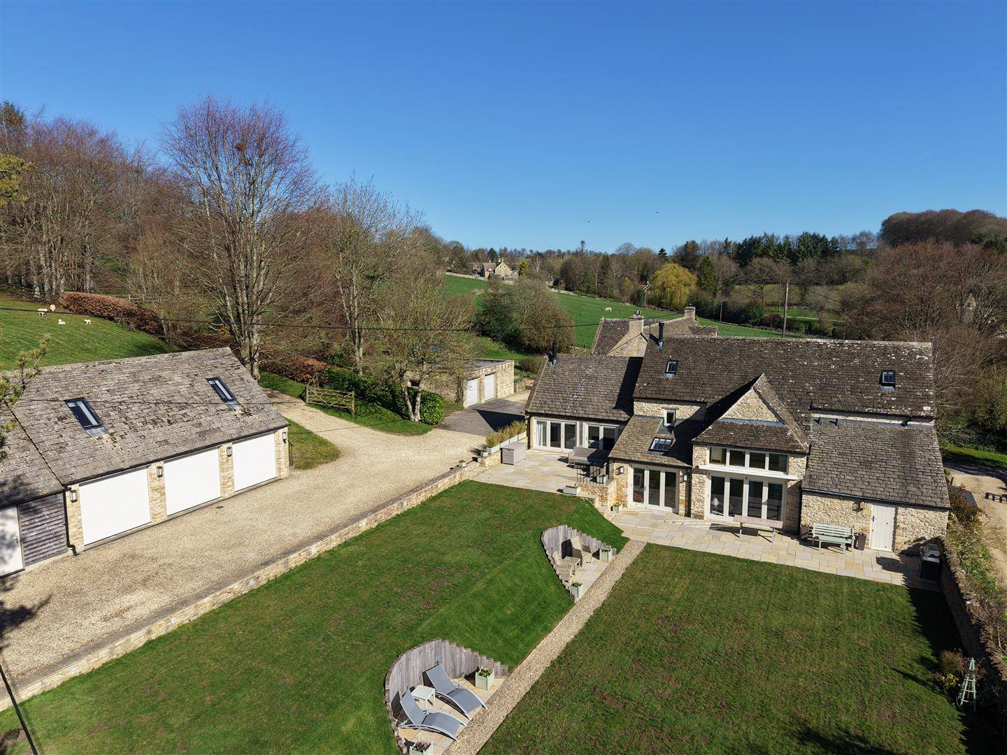 5 bedroom Barn Conversion for sale in£1,850,000