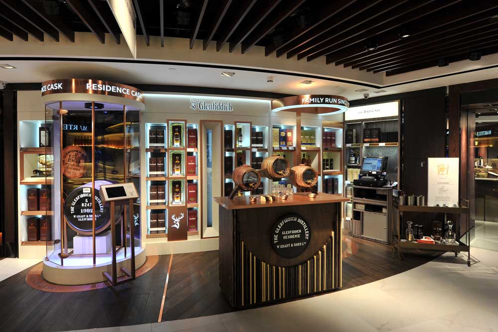 DFS-Group-Changi-Glenfiddich-boutique.jpg